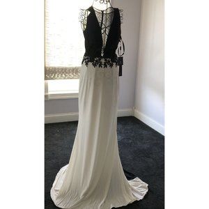 Andrea Leo couture prom Sz 6 Gown Dress  Ivory Sequin Evening